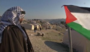 Des tentes palestiniennes dans un projet de colonie israélien