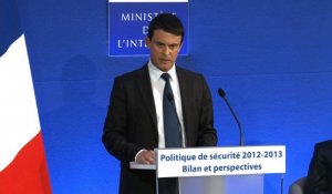 Algérie : Valls appelle à la prudence sur les informations