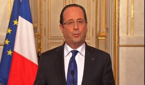 "Coup d'arrêt" porté aux islamistes au Mali (Hollande)