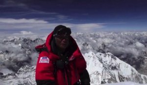Un japonais de 80 ans devient l'homme le plus âgé à atteindre le sommet du Mont Everest