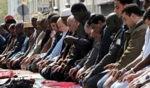 Ramadan: la fête de l'Aïd el-Fitr célébrée aujourd'hui dans le monde musulman