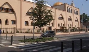 Fillon inaugure la mosquée d'Argenteuil