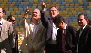 Brésil: Jérôme Valcke visite le Maracana à Rio