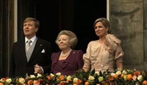 Pays-Bas: Willem-Alexander monte sur le trône