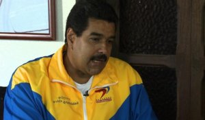 Venezuela: Maduro veut une enquête sur le cancer de Chavez
