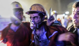 Turquie : au moins  200 morts dans l'explosion d'une mine