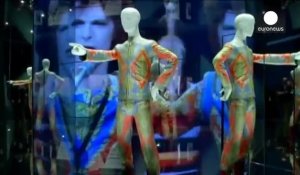 Berlin s'apprête à ouvrir l'exposition consacrée à David Bowie
