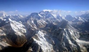 Vidéo : les sherpas annoncent une "saison blanche" sur les pentes de l'Everest