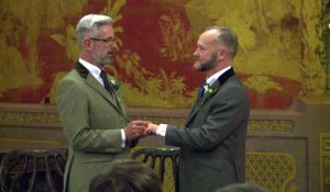 Angleterre: un des premiers mariages homosexuels