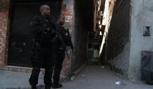 Rio: la police reprend les favelas de Maré, fief du narcotrafic