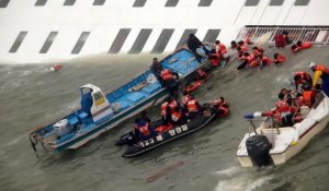 Naufrage d'un ferry en Corée du Sud : plusieurs morts et des centaines de disparus