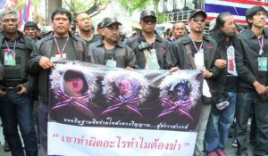 Bangkok: manifestation anti-gouvernement près du QG de la police