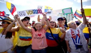 Les camps du pouvoir et de l'opposition manifestent au Venezuela
