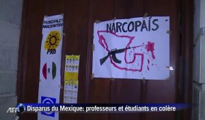 Mexique: des manifestants incendient le siège du gouvernement de Guerrero