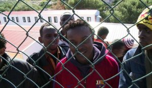 Lampedusa : le centre d'accueil des migrants débordé