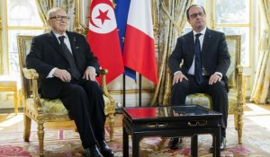 Hollande déroule le tapis rouge au président tunisien Essebsi