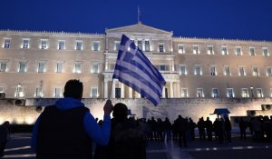 Zone euro : le plan d'aide à la Grèce prolongé de quatre mois sous conditions