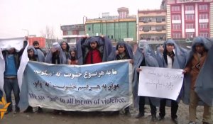 Afghanistan : ils manifestent en burqa pour défendre la cause des femmes