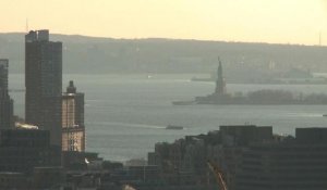 Trois résidents new-yorkais arrêtés et accusés de soutien à L'EI