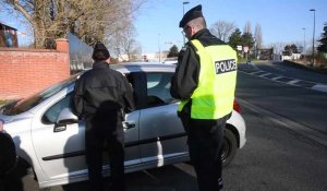 contrôle de police de la vignette crit'air mis en place pour la première fois sur la métropole lilloise.