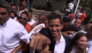 Venezuela: Guaido arrive au lieu de rassemblement à Caracas