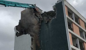 Cherbourg. Les travaux de démolition de l'hôtel Mercure ont commencé mercredi 13 mars 2019