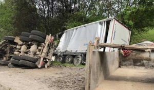  Collision mortelle entre deux camions à Liart