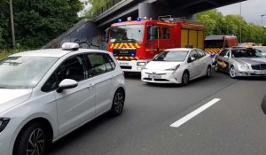 A1, A22, A23, A25 : Opération escargot des taxis sur les quatre autoroutes vers Lille