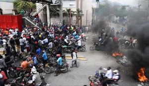 Haïti: des milliers de manifestants exigent la démission du président