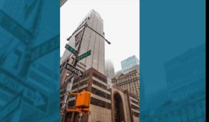 New York: un hélicoptère s'est écrasé lundi sur un immeuble de Manhattan