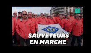 L&#39;hommage émouvant aux sauveteurs SNSM des Sables-d'Olonne