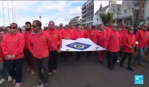 Plus de 15 000 personnes rendent hommage aux sauveteurs des Sables d'Olonne