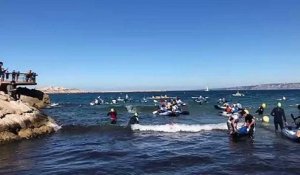 Marseille : la première course de ramassage de déchets d'Europe est lancée sur la plage des Catalans