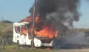 Impressionnant feu de camping-car à Boulogne