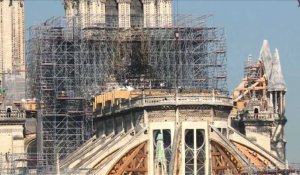 Plomb à Notre-Dame: la décontamination du parvis en cours