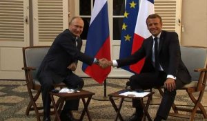 Brégançon: cordialité affichée entre Poutine et Macron