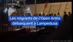 Les migrants de l'«Open Arms» débarquent à Lampedusa