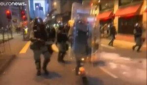 Hong Kong : des heurts entre manifestants et policiers