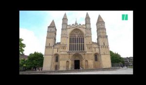 Une cathédrale anglaise installe un mini-golf pour attirer les fidèles