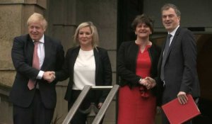 Irlande du Nord: Boris Johnson arrive à Stormont alors que l'Assemblée siège à nouveau après trois ans de blocage politique