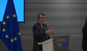 Le président du Parlement européen fait un discours à la cérémonie d'adieu du Royaume-Uni
