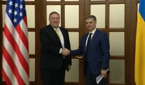 Le secrétaire d'Etat américain Mike Pompeo rencontre le ministre des Affaires étrangères ukrainien à Kiev