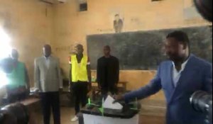 Présidentielle au Togo: Faure Gnassingbe vote à Kara