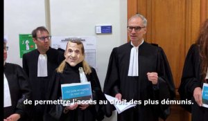 Les avocats en grève confectionnent  un cercueil pour le député  de Soissons