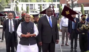 Le chef du Pentagone accueilli à Delhi pour sa première visite en Inde