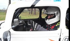 VIDEO : Tour circuit à Lohéac dans une Legend Car 