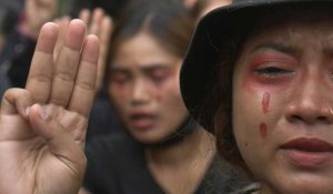 Birmanie: chants et "larmes de sang" lors d'une manifestation à Rangoun