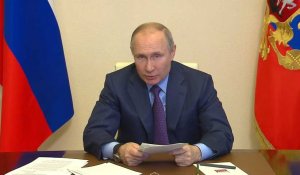 Vaccin russe: Poutine dénonce les "étranges" critiques européennes