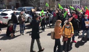 Montreuil : environ 200 personnes manifestent contre la serre Tropicalia