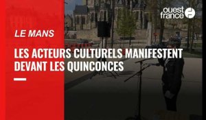 VIDEO. Au Mans, les acteurs culturels manifestent devant le théâtre des Quinconces
